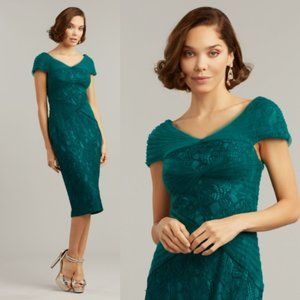 NWT TADASHI SHOJI TALBOT DRAPED-TWIST LACE DRESS BTF21178M Cerulean Size 10